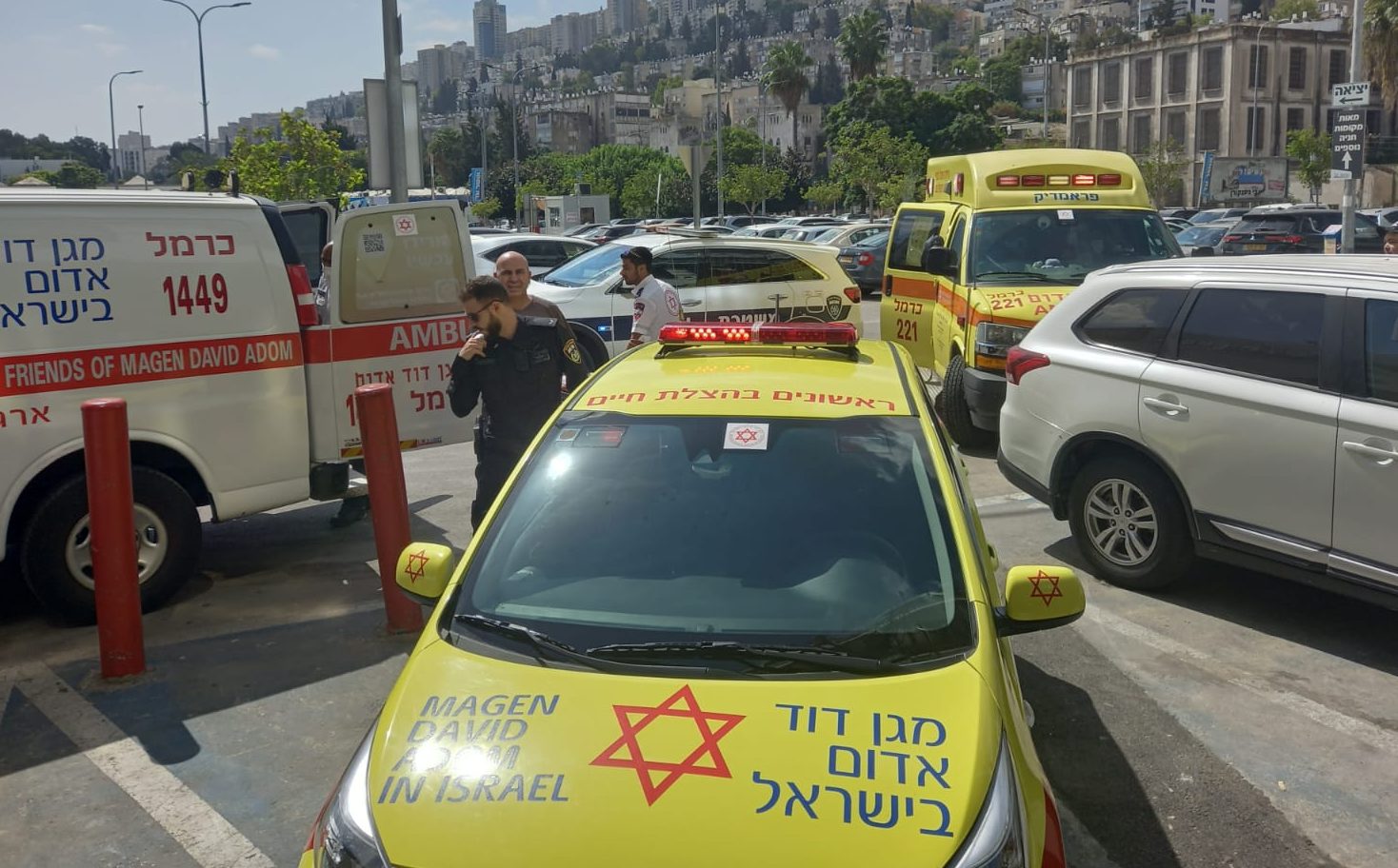 פועל נפל מגובה ונפצע בינוני - 970 חדשות חיפה